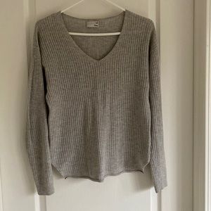 Wilfred free xs sweater